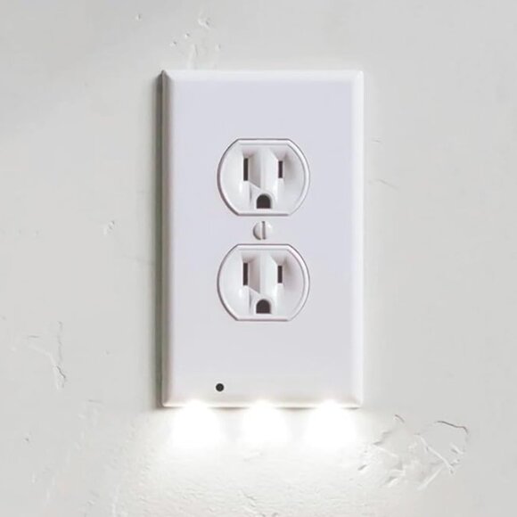 2/$18 🆕 2 Pack | Angel Wall Plate Automatically LED Night Light | White | 5634 - Picture 2 of 4
